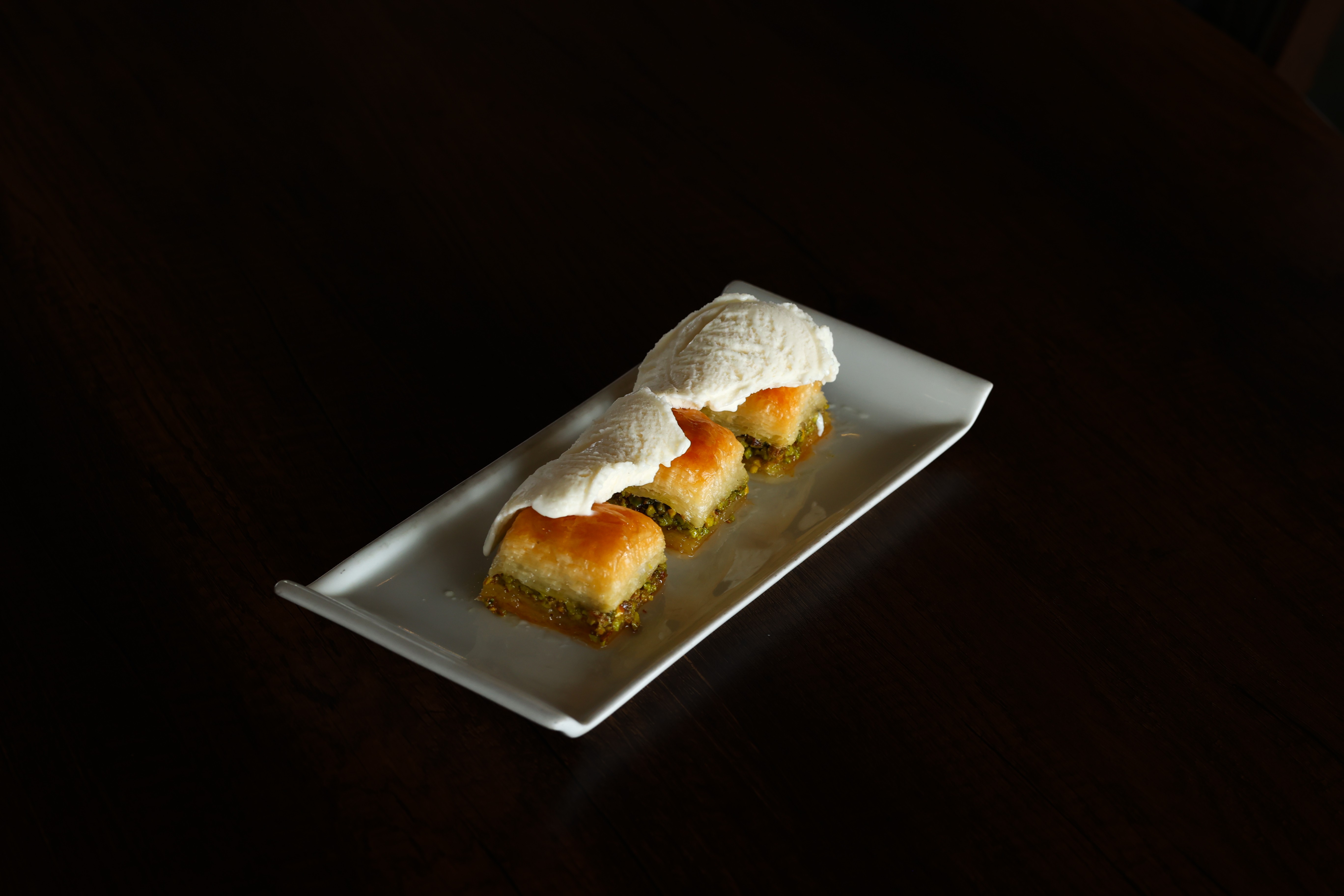Dondurmalı Fıstıklı Baklava